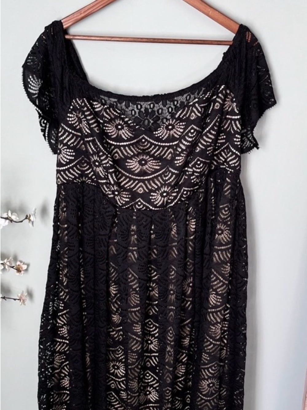 torrid Black Lace Midi Fit-and-Flare Dress - Picture 5 of 5